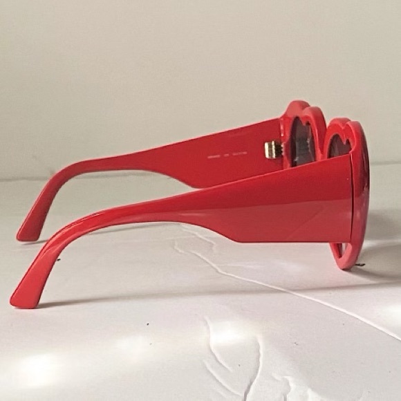 Authentic Balenciaga Red Susi Heart Sunglasses - Picture 3 of 7